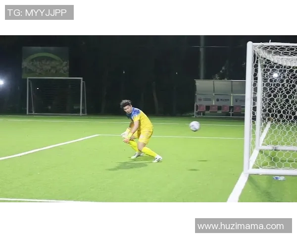 主播与足球明星的亲密接触揭秘背后的故事与精彩瞬间